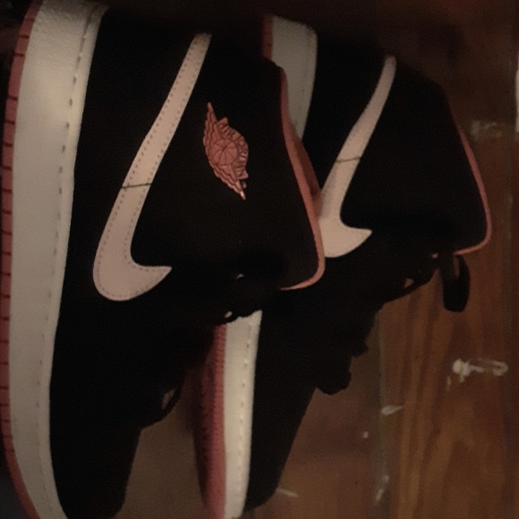 Jordan Shoes - Jordan 1s